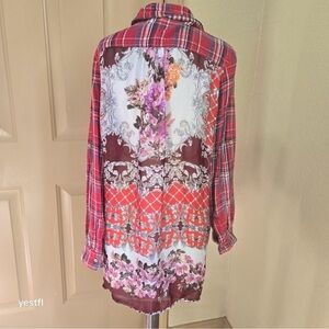 Aratta Silent journey plaid floral top M